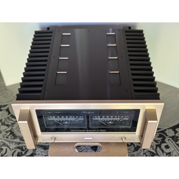 Accuphase P7500