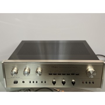 Accuphase E205