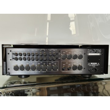 Accuphase C3900S