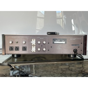 Accuphase DP70V