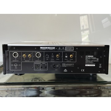 Yamaha CDS3000