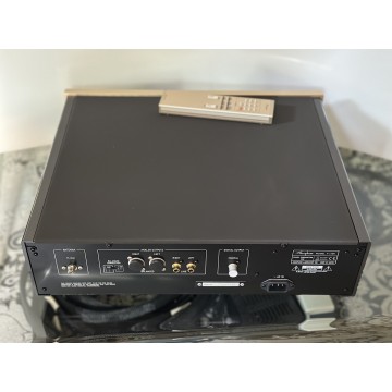 Accuphase T1100